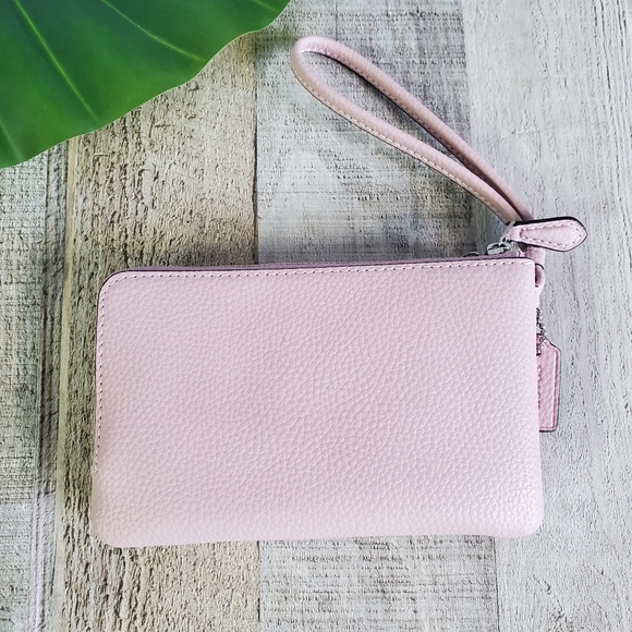 COACH | Pebble Leather Double Corner Zip Wristlet in Carnation - Picture 2 of 9